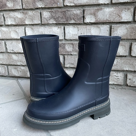 HUNTER Refined Short Stitch Detail Wellington Boots 7 Women's Rain Boot NEW